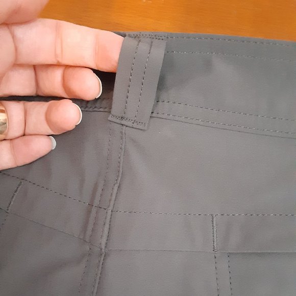 Eddie Bauer Dark Smoke Gray or Stone Adventure Skort - Picture 13 of 16